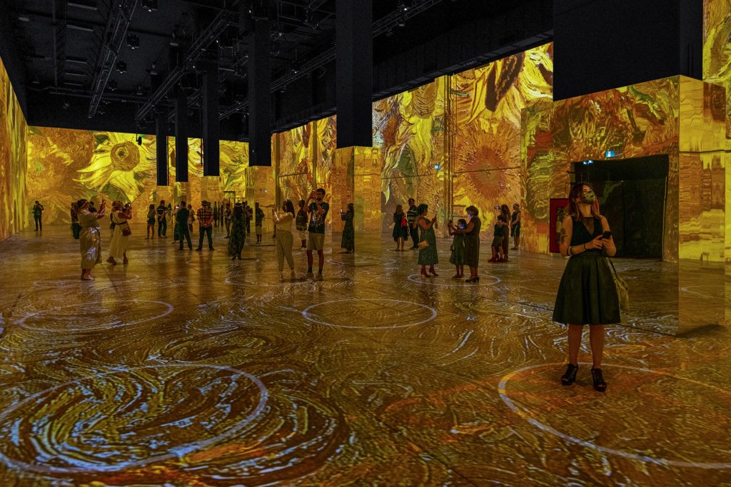 【激レア】VAN GOGH'S IMAGINARY MUSEUM Experiências imersivas pela obra de van Gogh viram febre nos